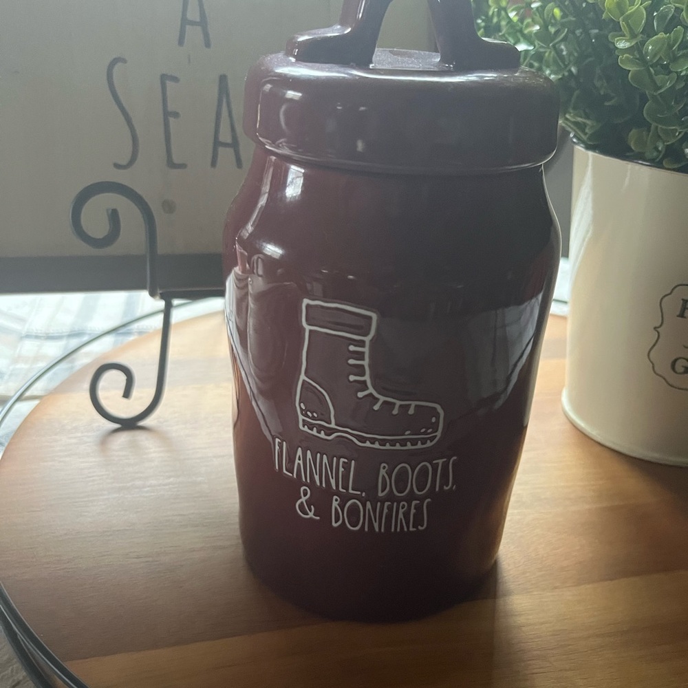 Rae Dunn Canister